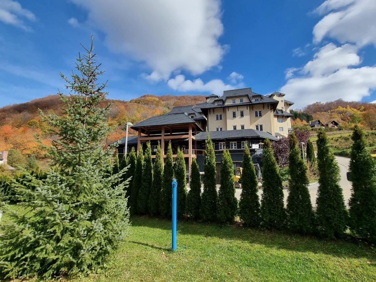 Planinsko Jutro - Brzece Centar Apartments, Kopaonik Dış mekan fotoğraf